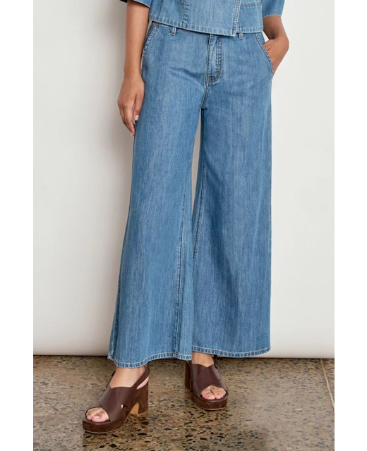 Zoe Kratzmann Affinity Jean 